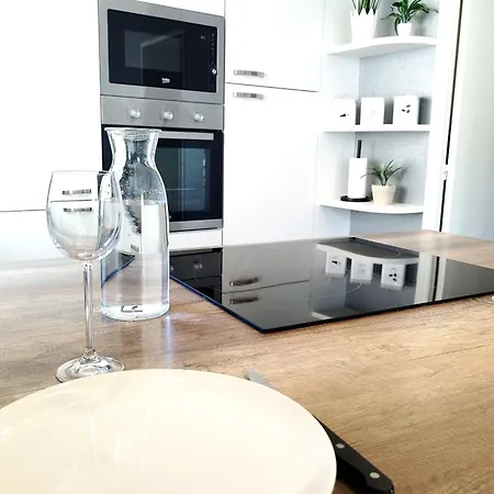 Apartment Elegant In The Heart Of Just Steps From The Chateau *